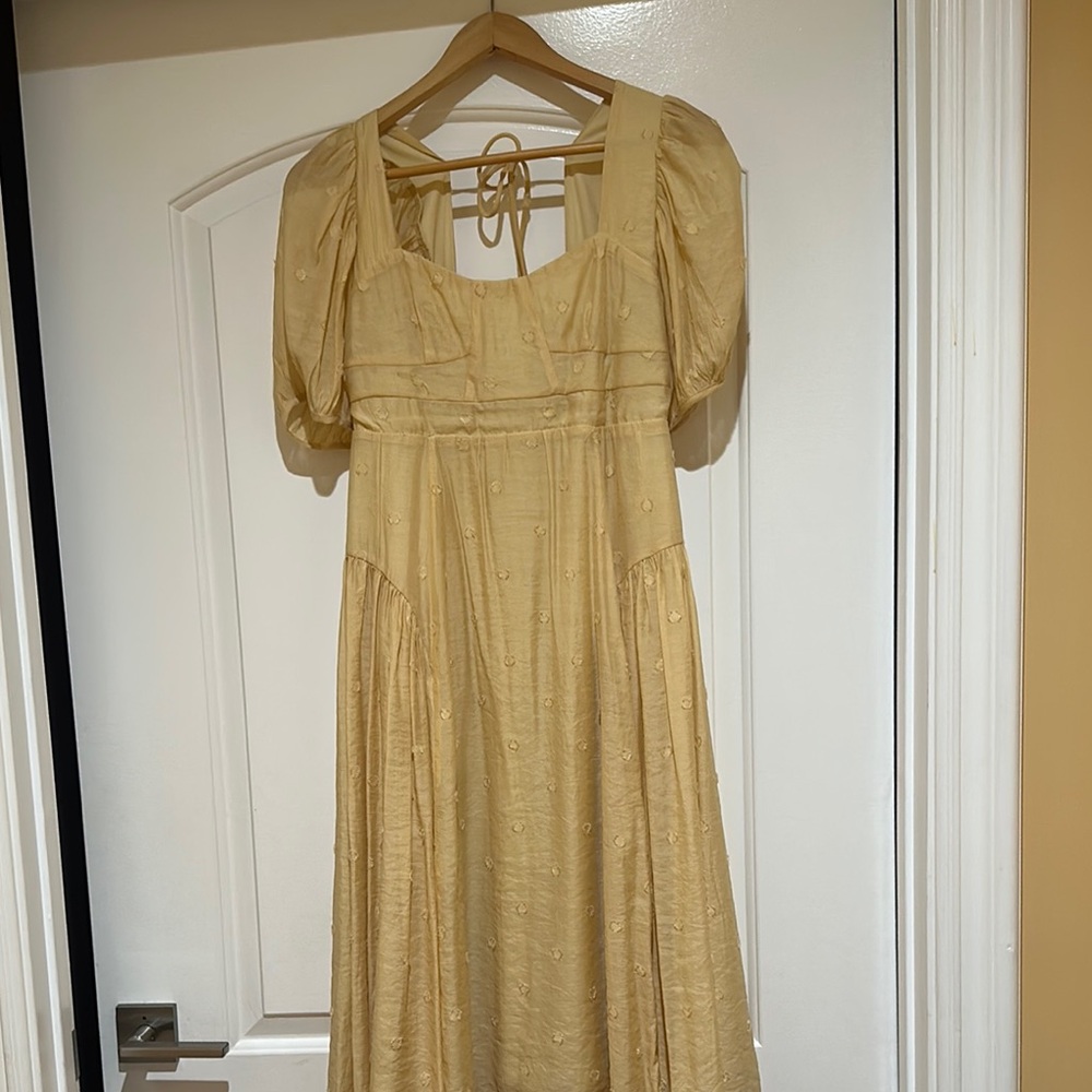 Elegant Yellow Dress